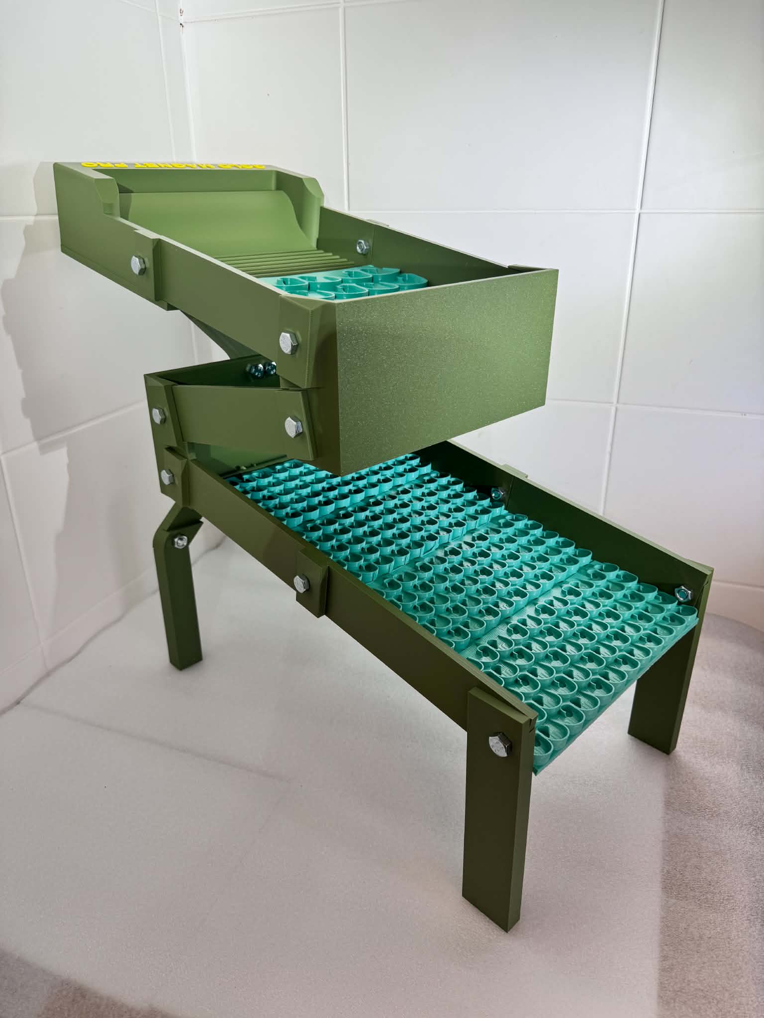 Gold Magnet UK pro sluice with vortex matting